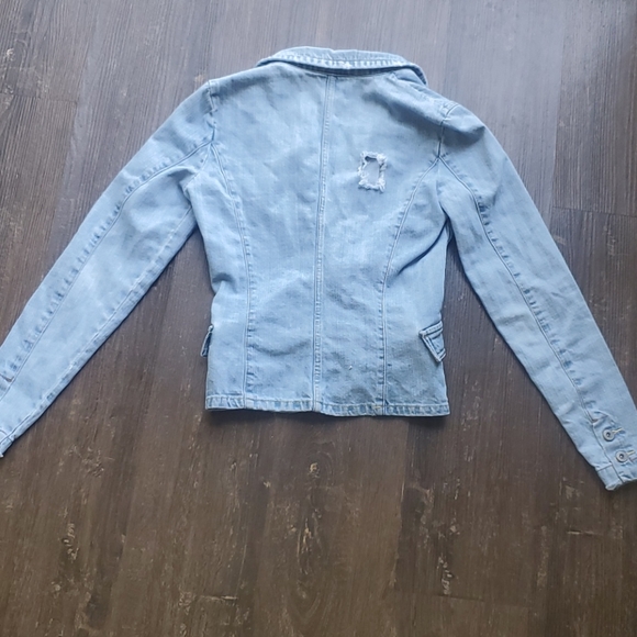 💙🤍 SALE!! Z. CAVARICCI Jean Jacket🤍💙 - Picture 5 of 8